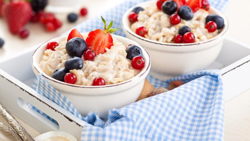 Dieta owsiankowa – sprawdź, kto odniósł sukces dzięki tej prostej zmianie w diecie
