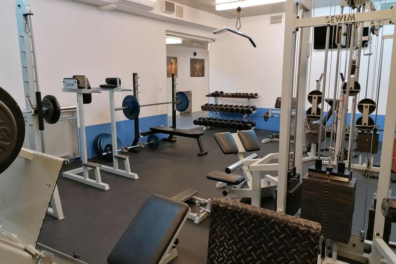 Godziny otwarcia siłowni 2026