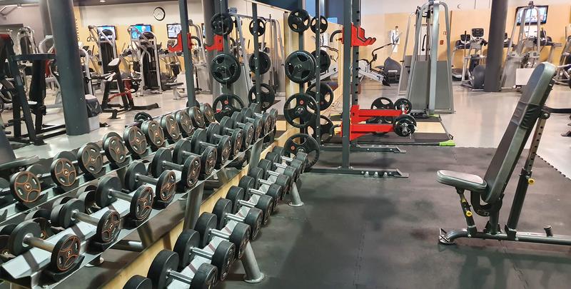 Zasady bezpieczeństwa na siłowni