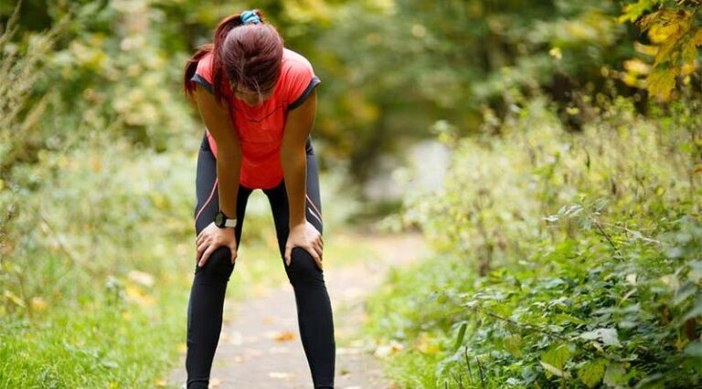 Jak rozpoznać objawy zmęczenia mięśni i co z nimi zrobić?