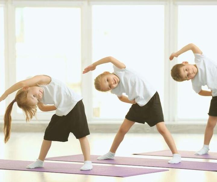 Akcesoria do piłkarskiej torby dziecka