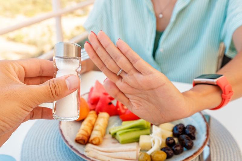 Dieta niskosodowa a zdrowie serca