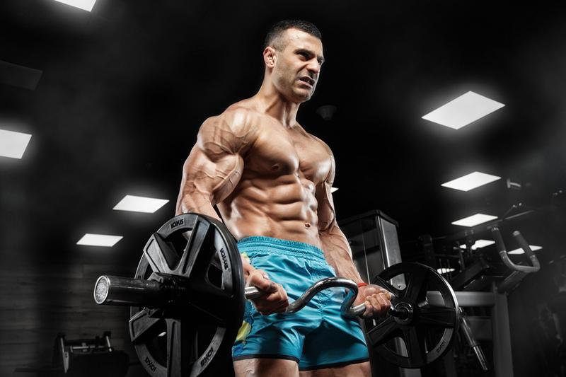 Trening bicepsa dla masy
