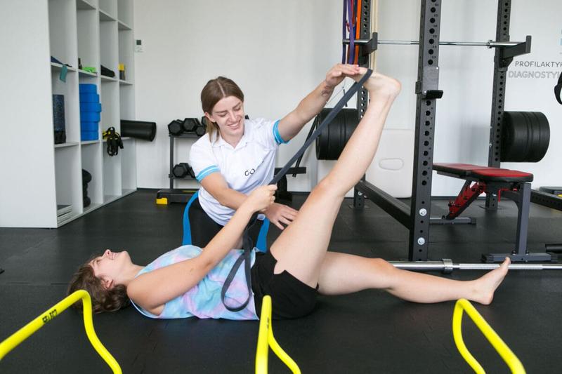 Skuteczne metody na złagodzenie bólu mięśni nóg – sprawdź, co działa!