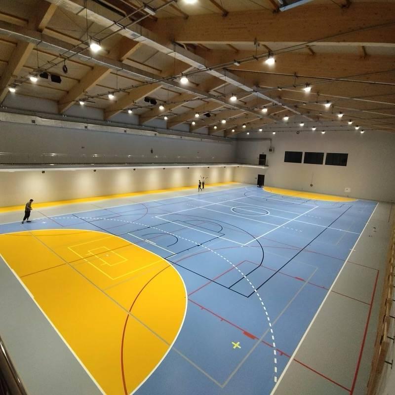 Przepisy bezpieczeństwa w obiektach sportowych