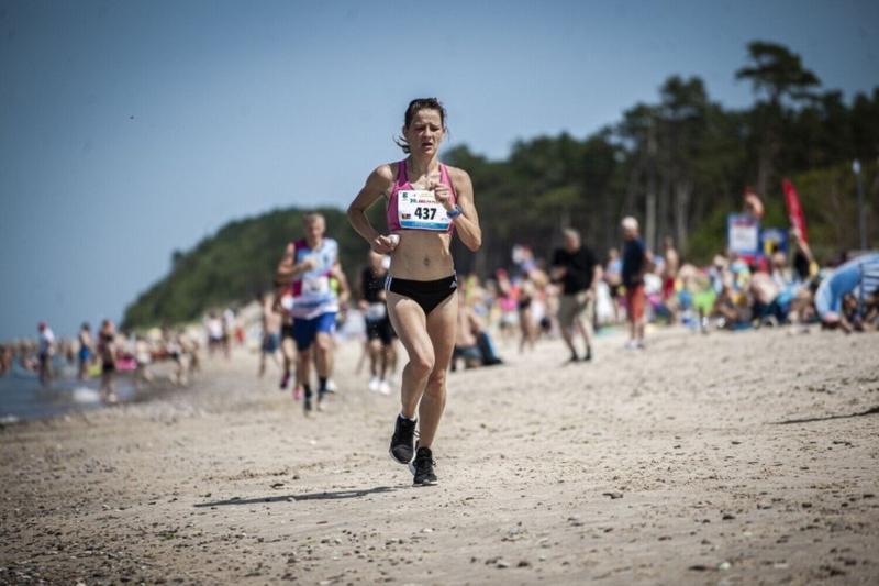 Techniki biegania na miękkim podłożu