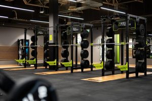 Jakie karty są honorowane przez Well Fitness? Sprawdź, co musisz wiedzieć!