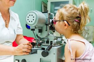 Jak skutecznie ćwiczyć zeza i poprawić widzenie