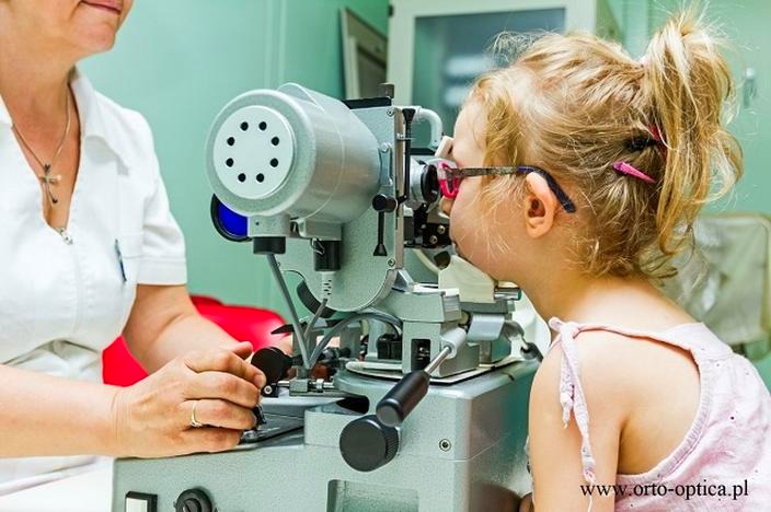 Jak skutecznie ćwiczyć zeza i poprawić widzenie