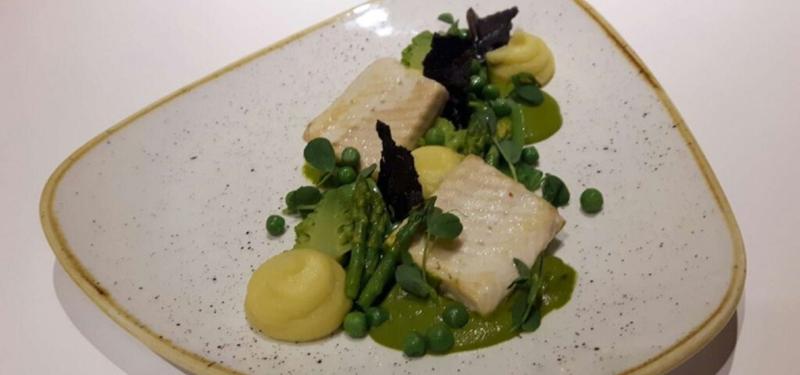 Z czym najlepiej łączyć rybę na diecie, aby cieszyć się smakiem i zdrowiem?